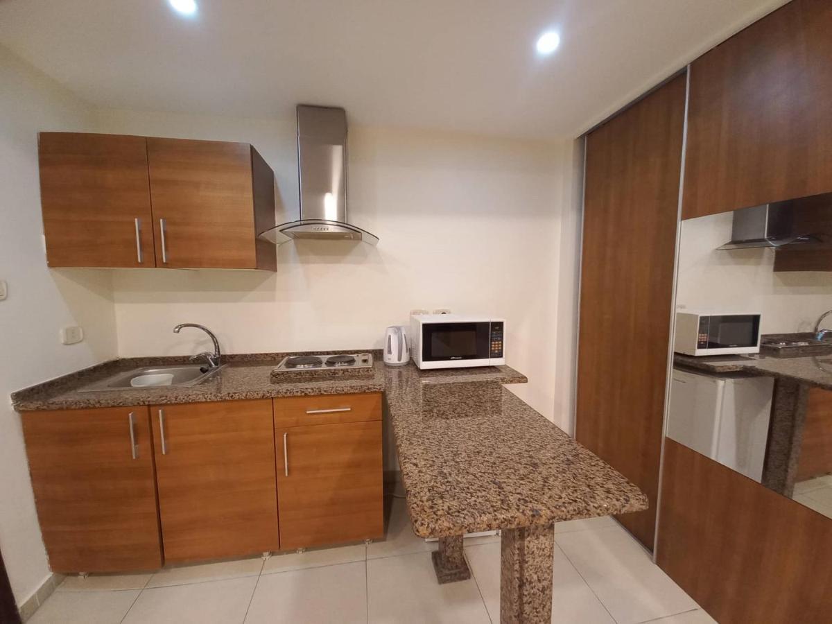 Lujain Hotel فندق النور واللجين Amman Luaran gambar